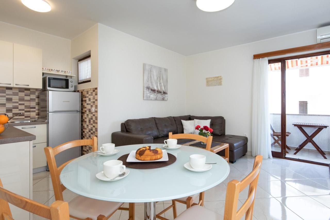 Apartments Dujmovic Ivo 2 Baska  Exterior photo