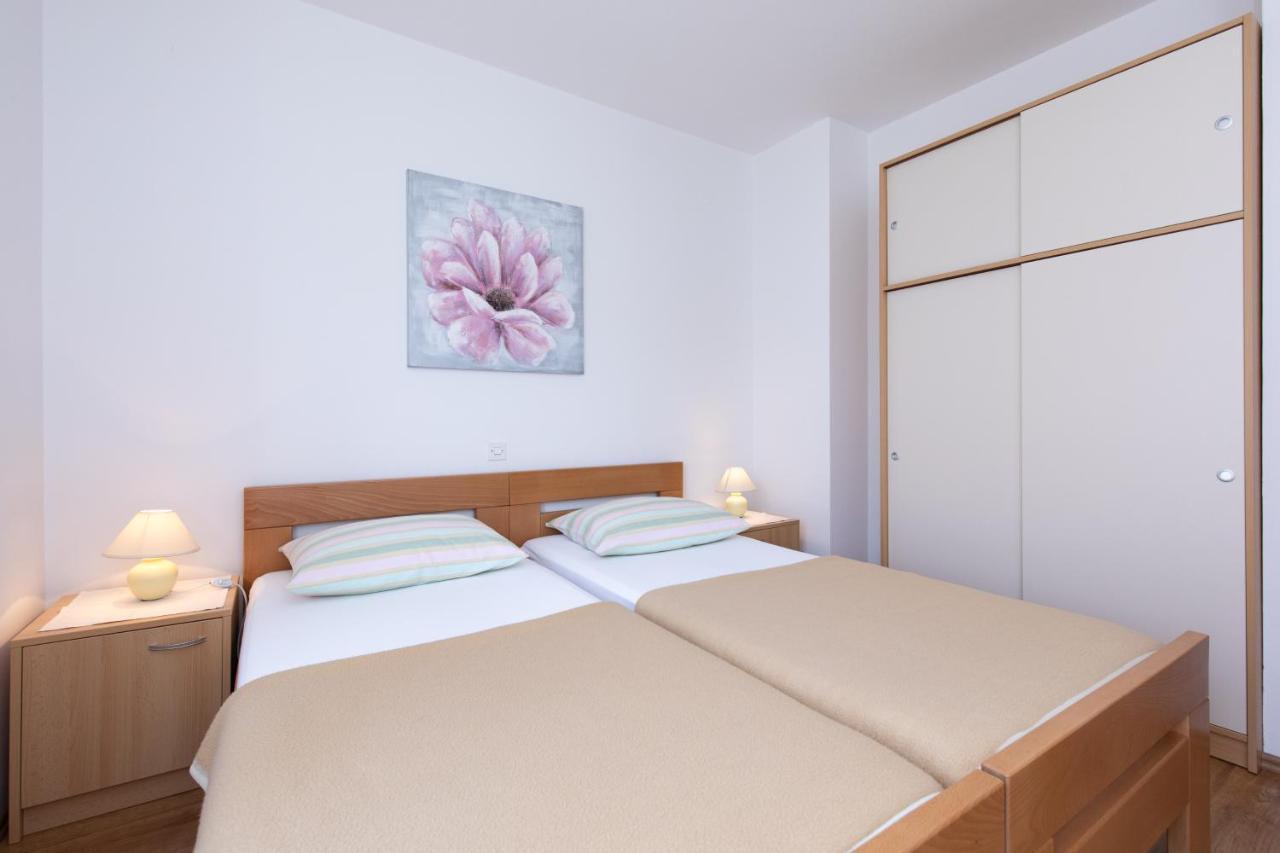Apartments Dujmovic Ivo 2 Baska  Exterior photo